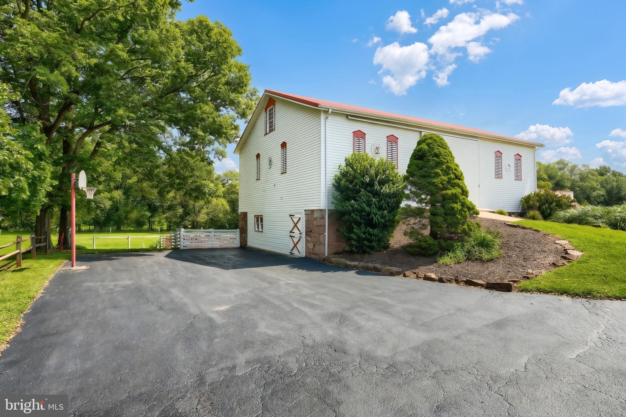 6505 Davidsburg Road Dover, PA 17315 - Photo 28 of 78 Gallery Image 28