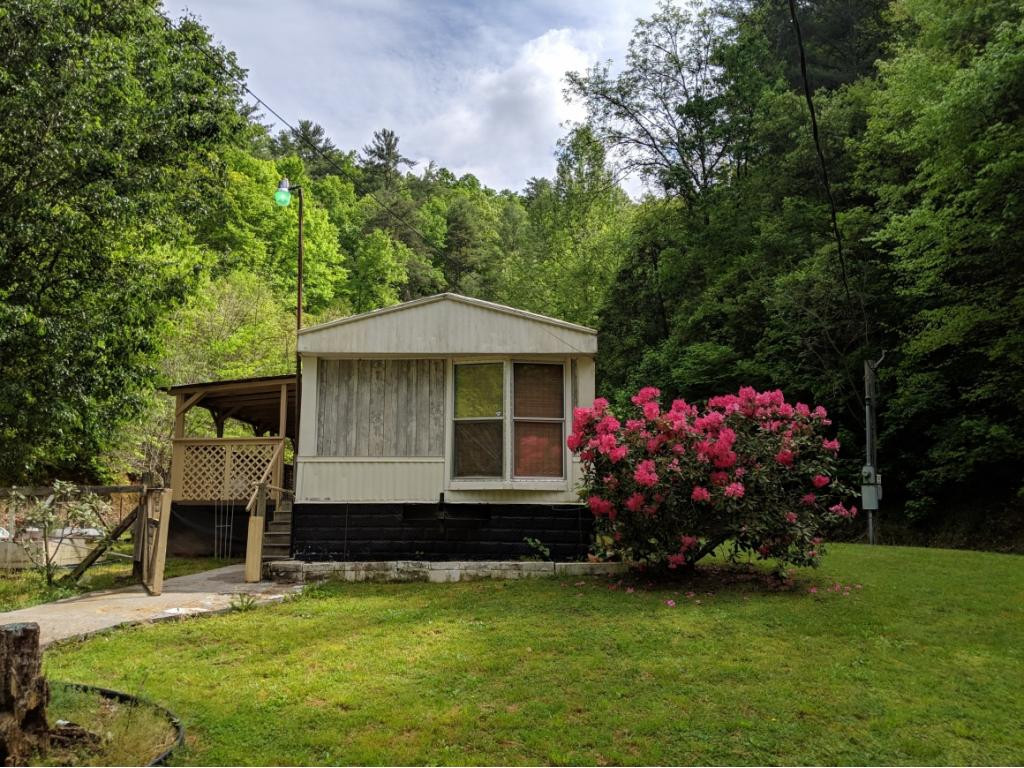 389 Jenkins Road Bluff City, TN 37618 - Photo 1 of 19 Photo 1