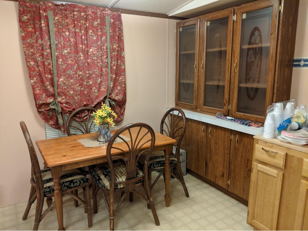389 Jenkins Road Bluff City, TN 37618 - Photo 14 of 19 Photo 14