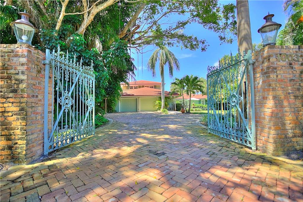 1003 Southeast Riverside Drive Stuart, FL 34996 - Photo 29 of 31 Gallery Image 29