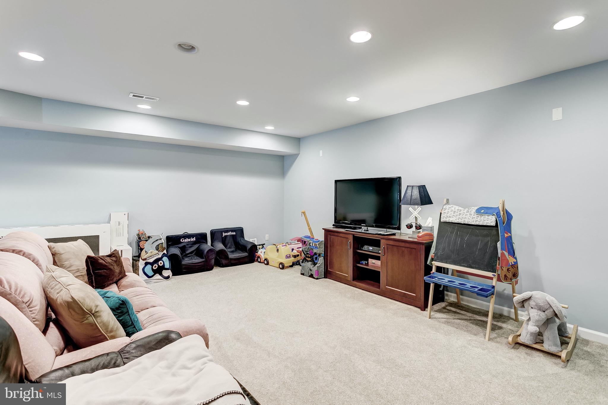 2007 Myrtlewood Road Baltimore, MD 21209 - Photo 53 of 61