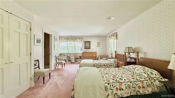 $849,999 | 6975 Sweetland Road, Evans, NY 14047