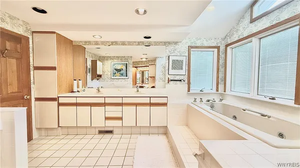 $849,999 | 6975 Sweetland Road, Evans, NY 14047