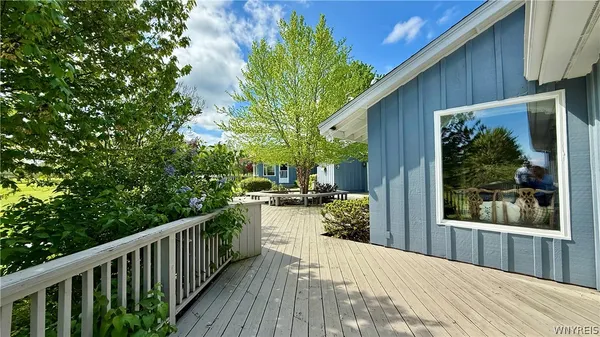 $849,999 | 6975 Sweetland Road, Evans, NY 14047