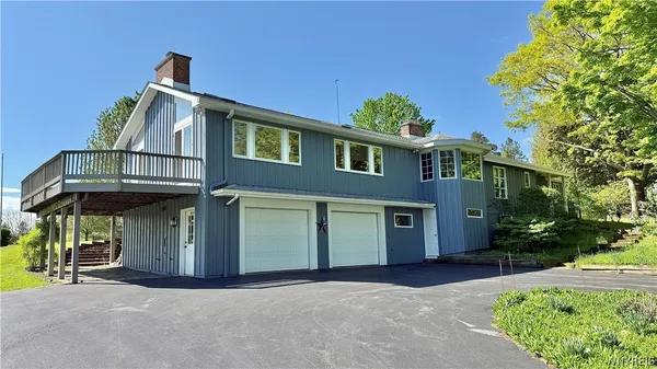 $849,999 | 6975 Sweetland Road, Evans, NY 14047