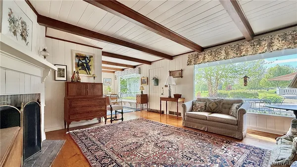 $849,999 | 6975 Sweetland Road, Evans, NY 14047