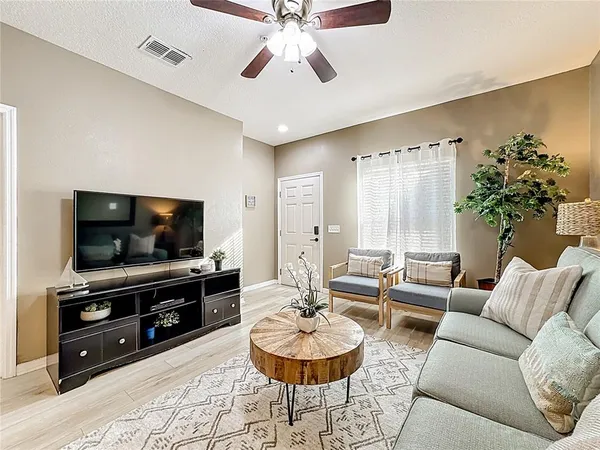 $2,800 | 8986 Shine Drive, Kissimmee, FL 34747