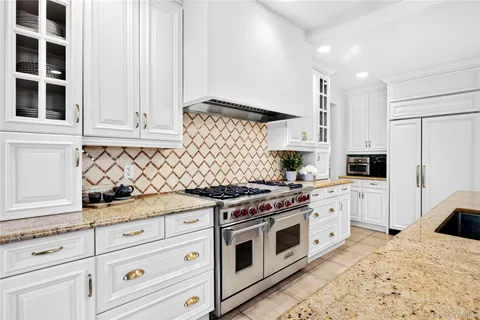 $1,299,000 | 23 Foster Avenue, Malverne, NY 11565
