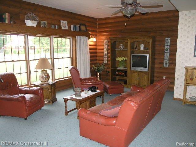 21844 Bell Road New Boston, MI 48164 - Photo 6 of 13 Great Room