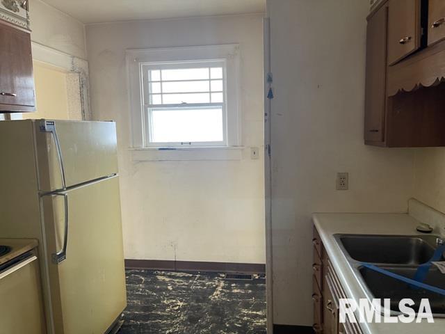 245 North Illinois Street Springfield, IL 62702 - Photo 9 of 22