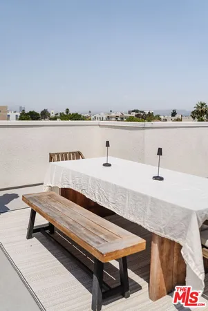 $1,449,000 | 1514 South Bedford Street, Los Angeles, CA 90035