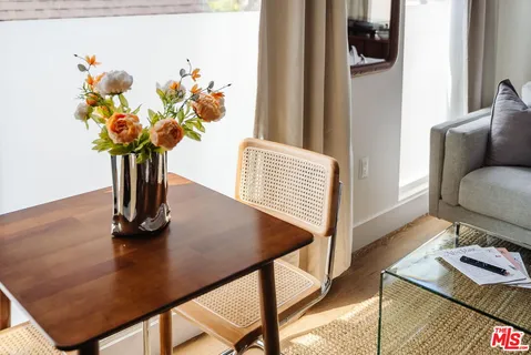 $1,449,000 | 1514 South Bedford Street, Los Angeles, CA 90035