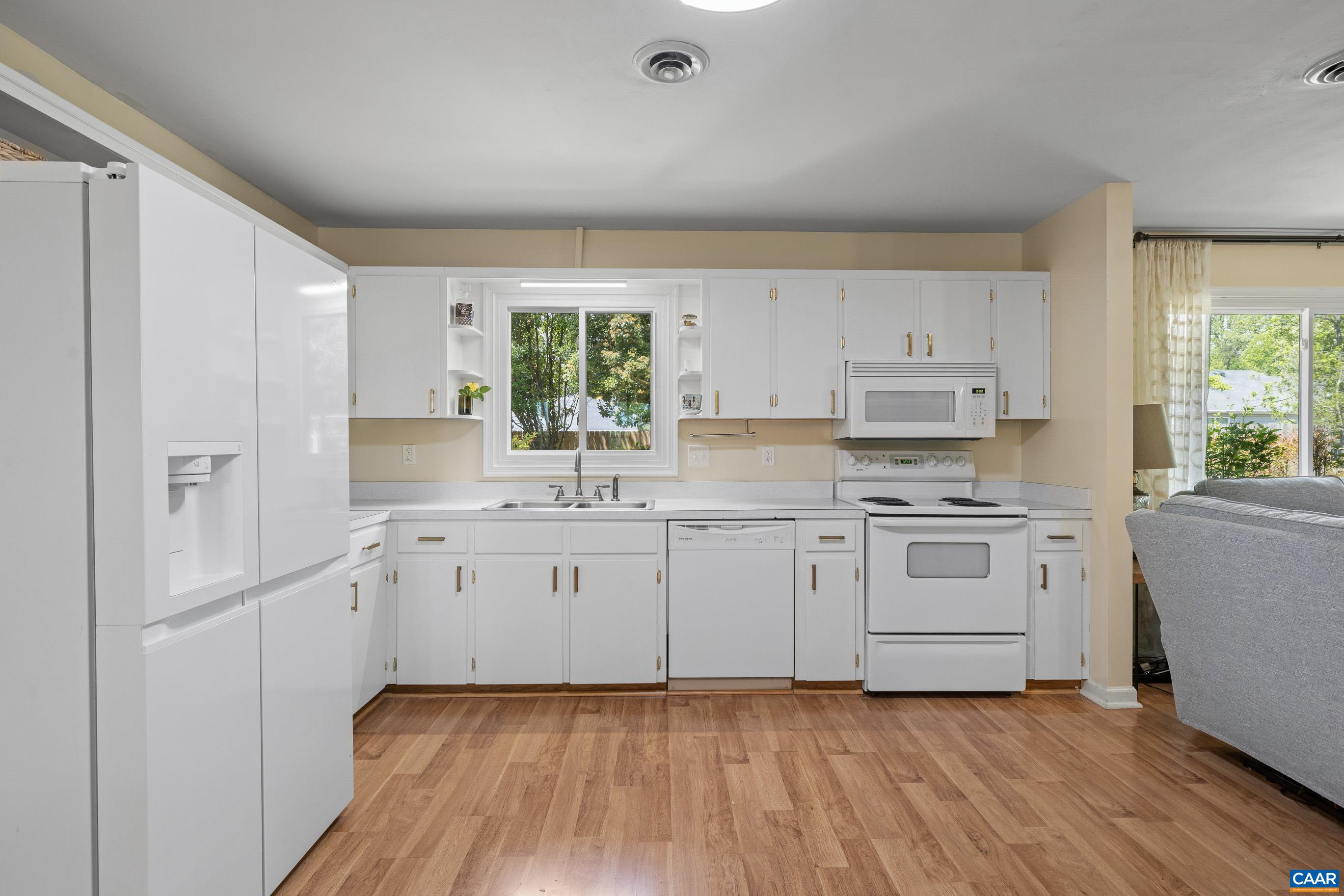 752 Westwood Road Stanardsville, VA 22973 - Photo 13 of 63 Kitchen