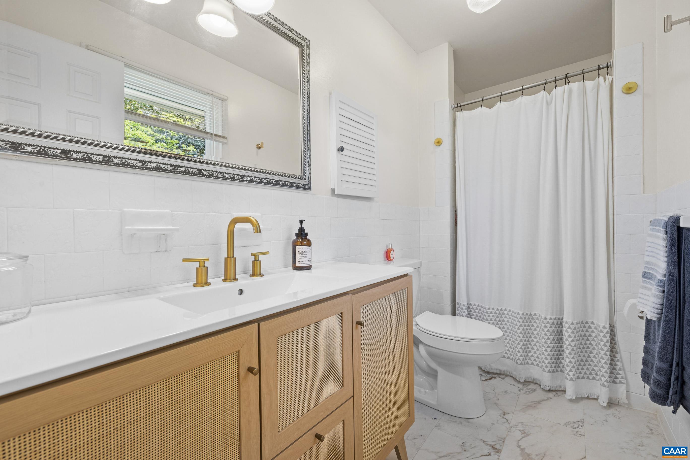 752 Westwood Road Stanardsville, VA 22973 - Photo 35 of 63 Primary Bathroom