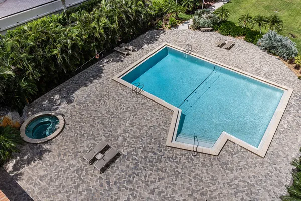 $1,195,000 | 176 South Collier Boulevard, Unit 607, Marco Island, FL 34145