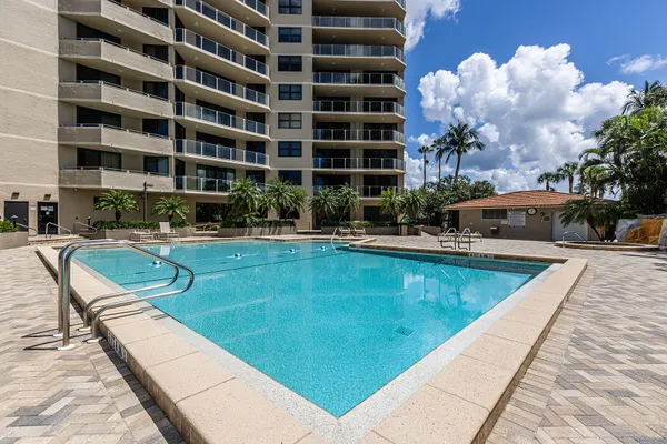 $1,195,000 | 176 South Collier Boulevard, Unit 607, Marco Island, FL 34145