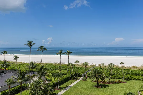 $1,195,000 | 176 South Collier Boulevard, Unit 607, Marco Island, FL 34145