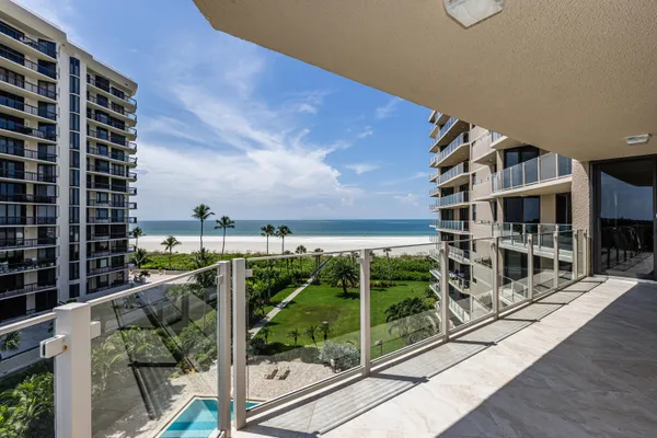 $1,195,000 | 176 South Collier Boulevard, Unit 607, Marco Island, FL 34145