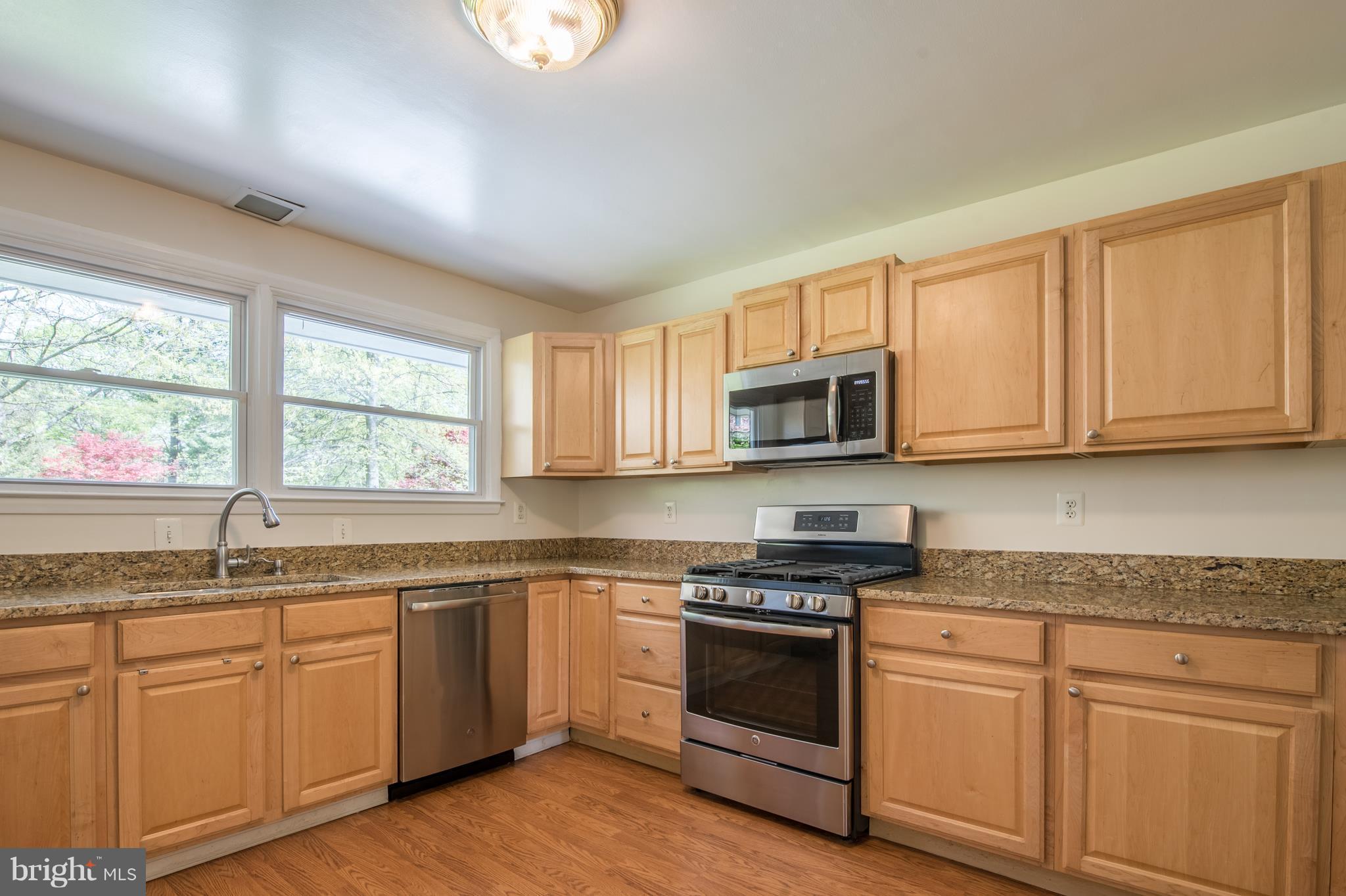 3721 Valley Road Ellicott City, MD 21042 - Photo 14 of 30 UPDATED KITCHEN!