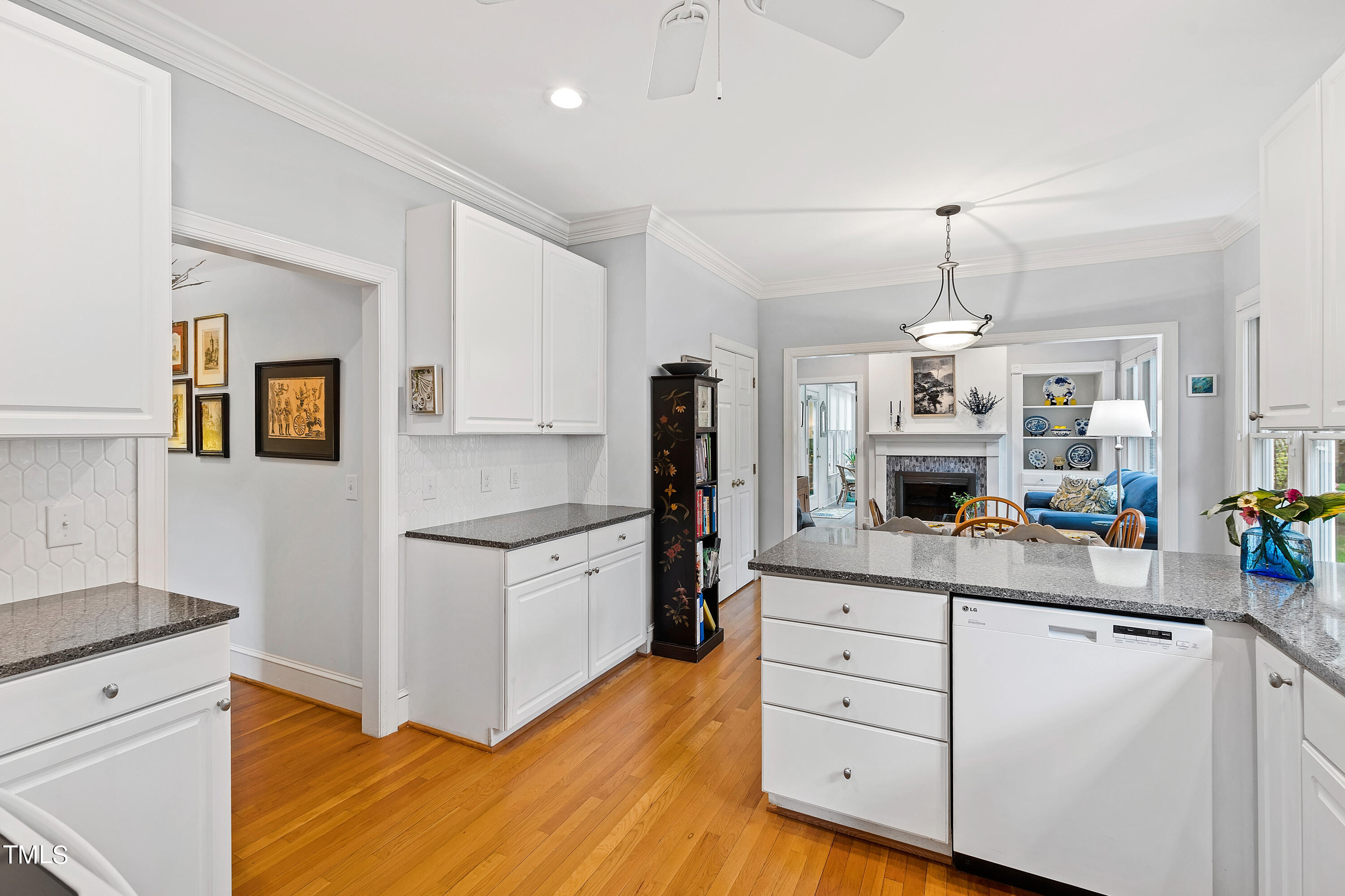 6601 Arbor Grande Way Raleigh, NC 27615 - Photo 12 of 48 11 Kitchen 6