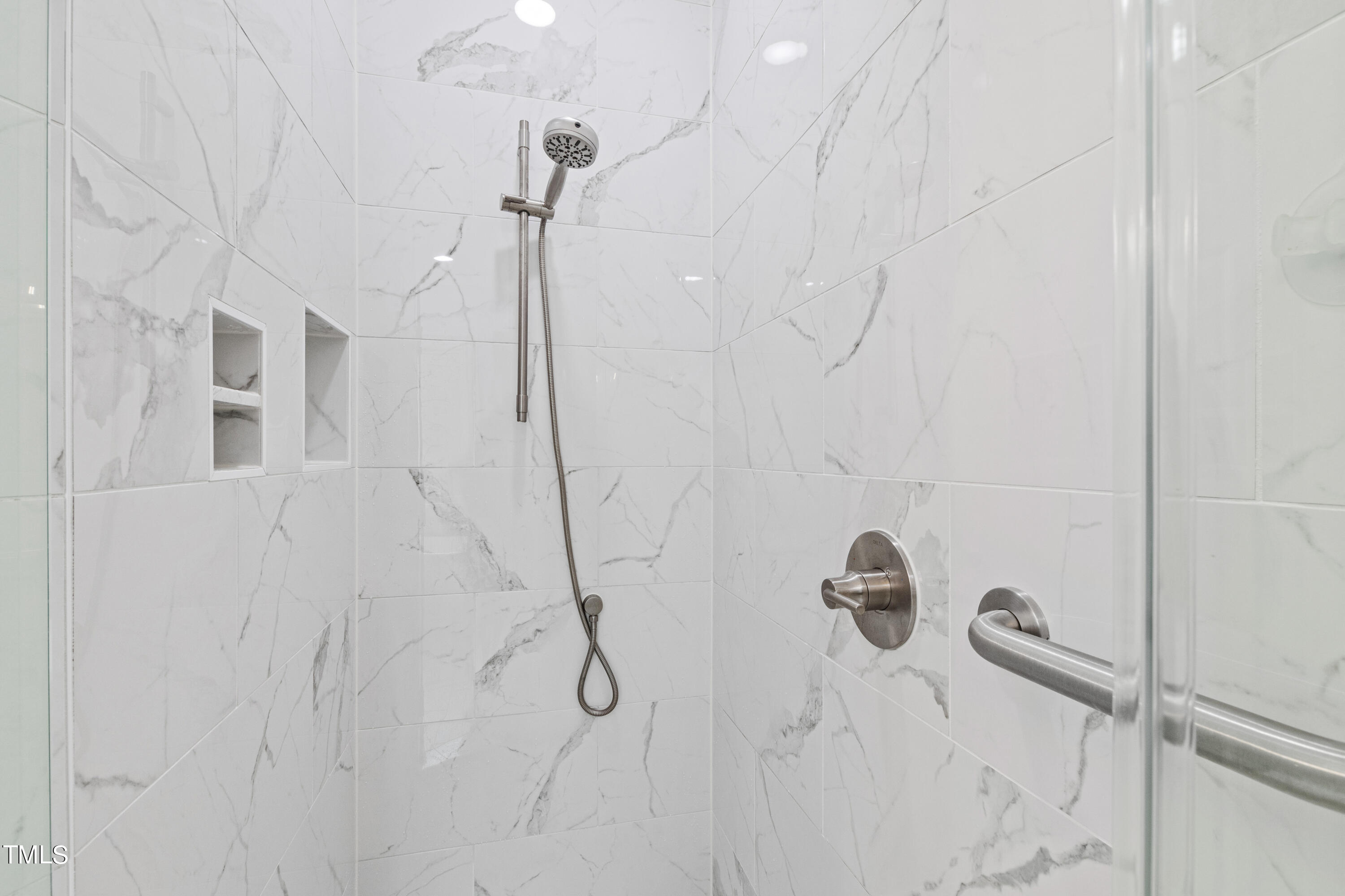 6601 Arbor Grande Way Raleigh, NC 27615 - Photo 27 of 48 27 Bathroom 4