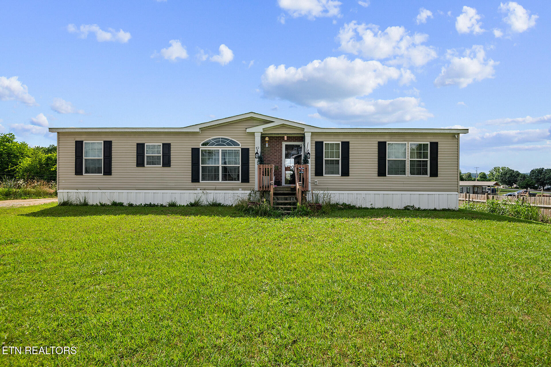 42 Wisecarver Road Mosheim, TN 37818 - Photo 1 of 17 42 Wisecarver Road Mosheim TN_002