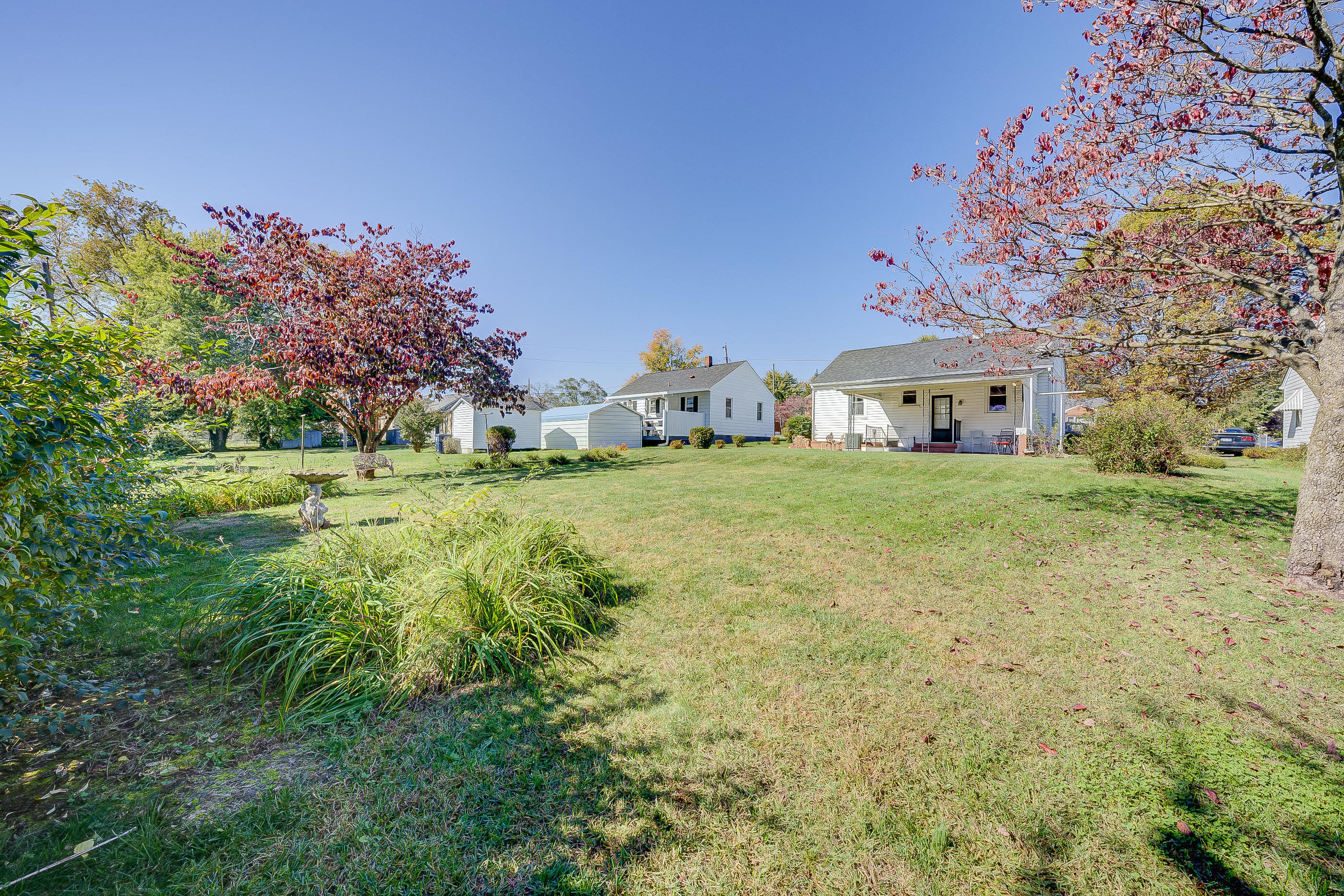 507 Fieldale Road Northeast Roanoke, VA 24012 - Photo 23 of 25 234