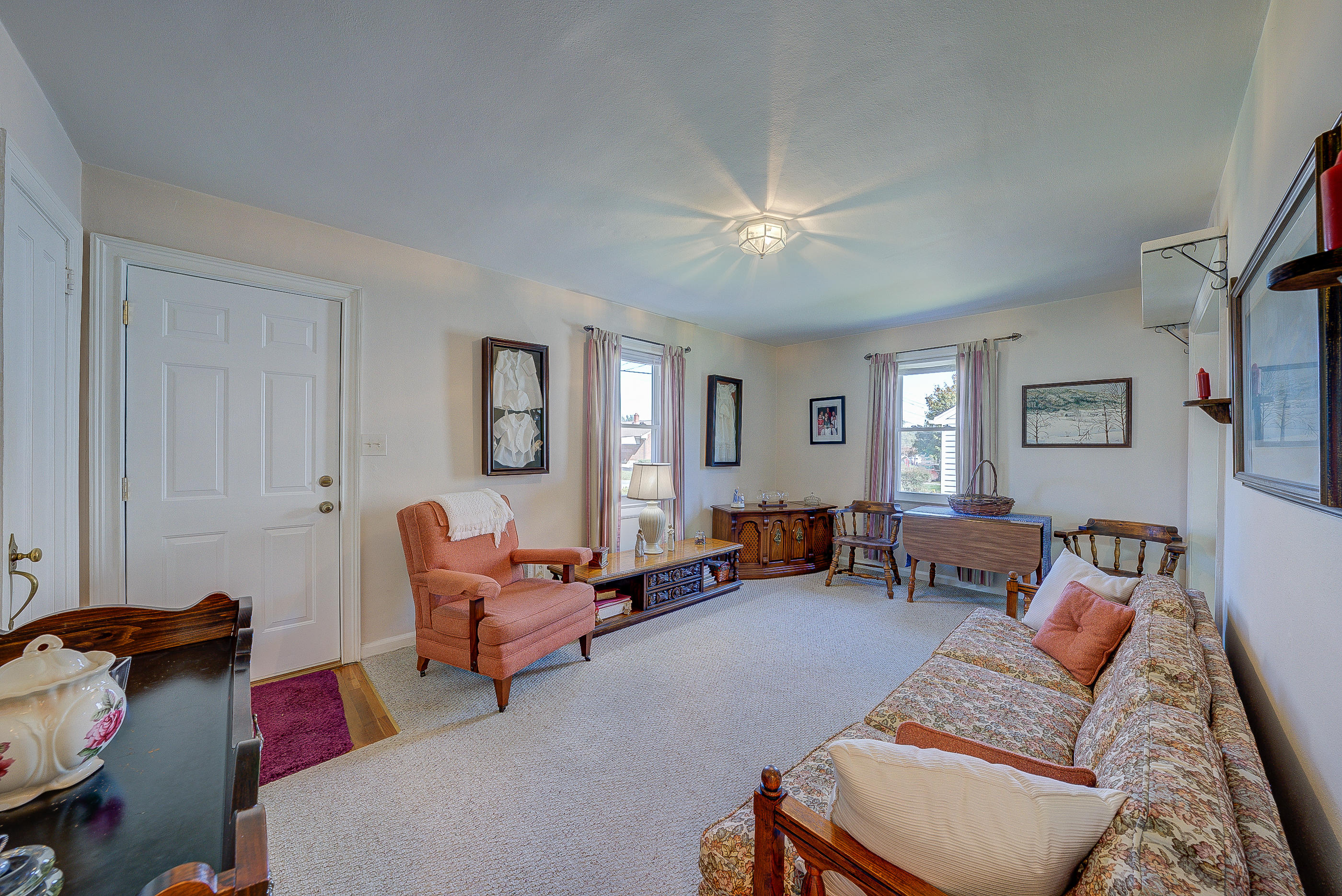 507 Fieldale Road Northeast Roanoke, VA 24012 - Photo 7 of 25 201