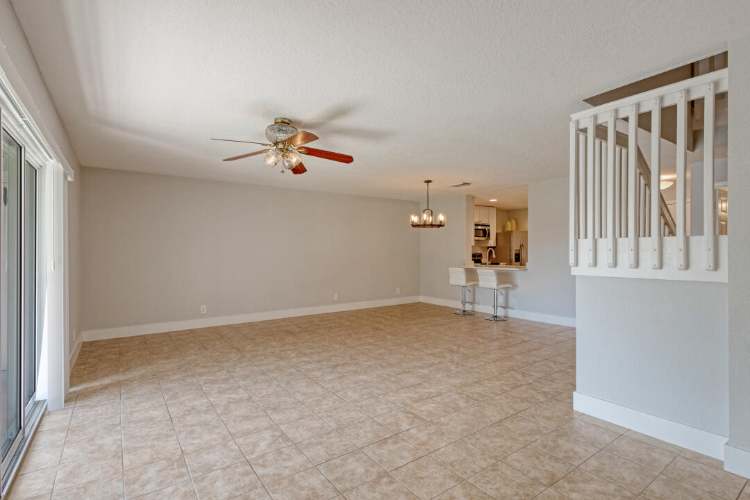 5309 Crossing Rocks Court Riviera Beach, FL 33407 - Photo 14 of 38 14