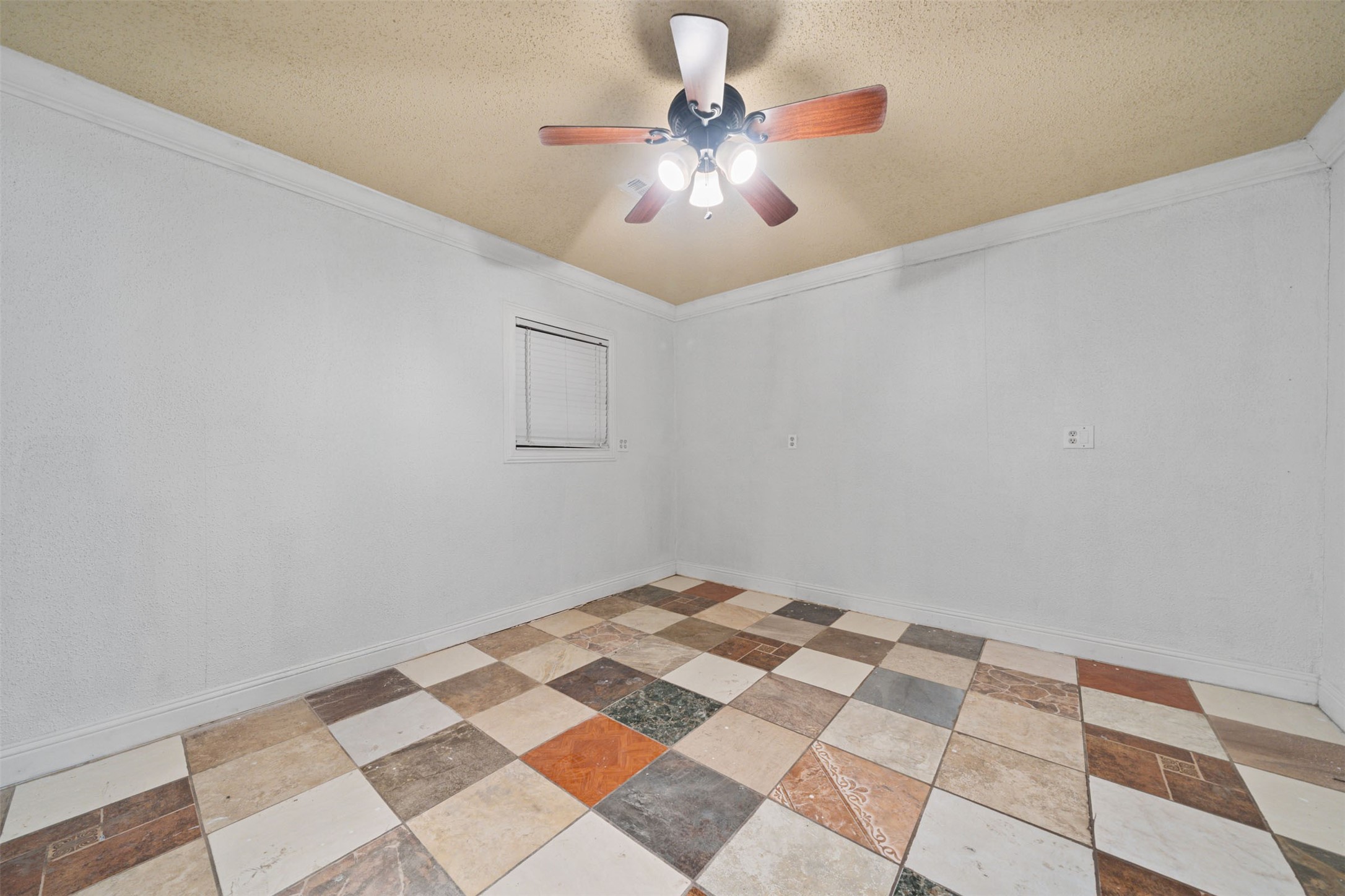 11226 Langdon Lane Houston, TX 77072 - Photo 12 of 25