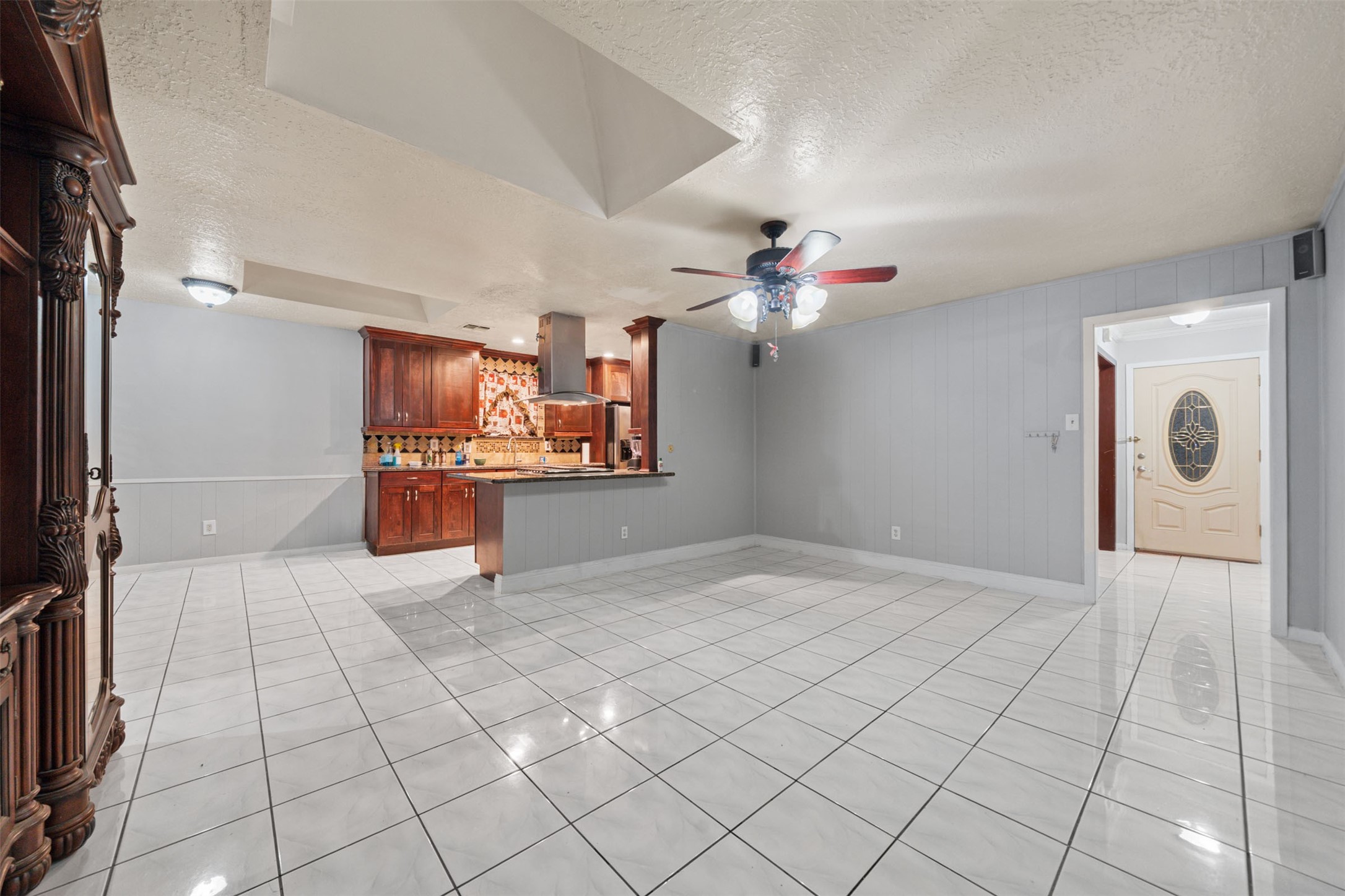 11226 Langdon Lane Houston, TX 77072 - Photo 4 of 25