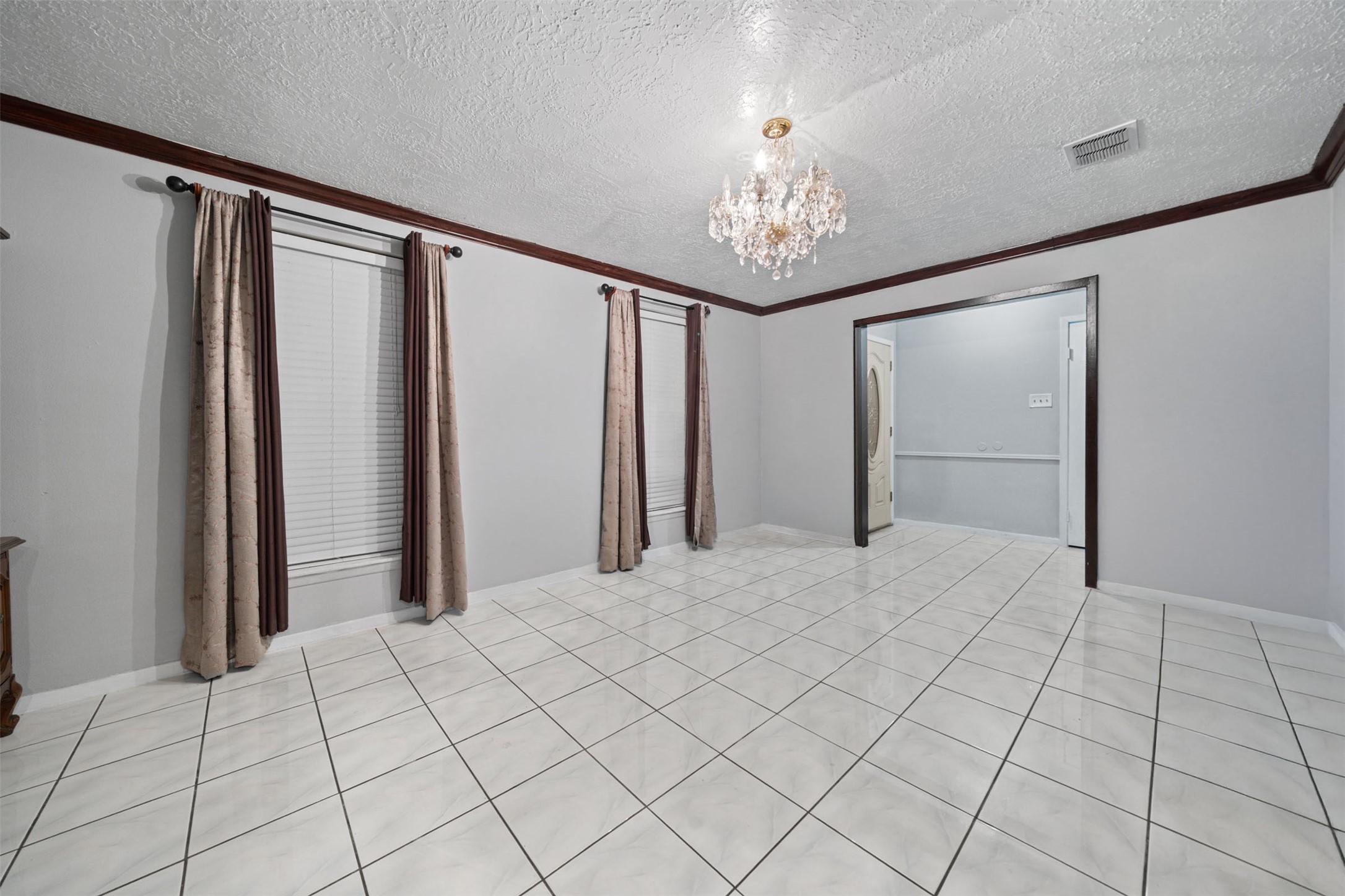 11226 Langdon Lane Houston, TX 77072 - Photo 8 of 25