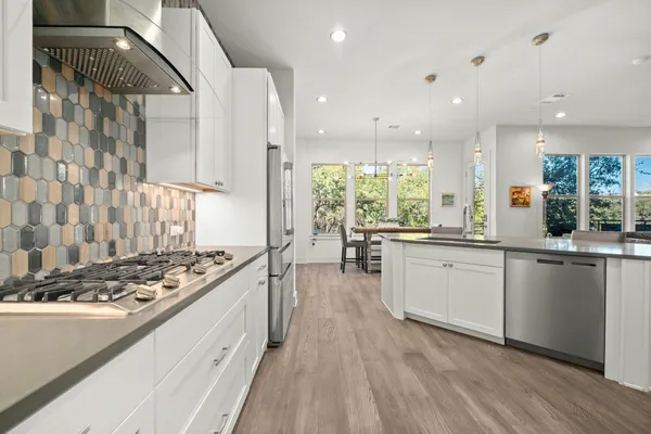 $699,000 | 8110 Ranch Road 2222, Unit 92, Austin, TX 78730