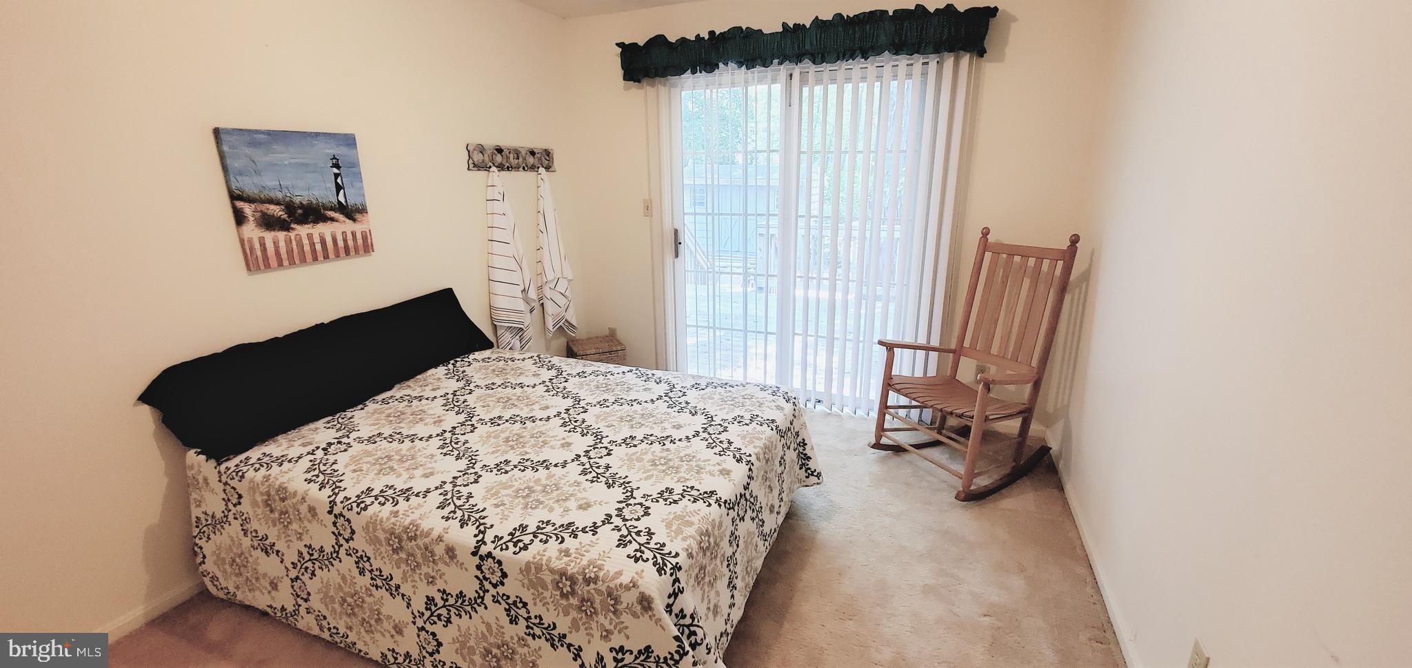 12 Gloucester Road Berlin, MD 21811 - Photo 23 of 29 Third Bedroom with Sliders to Deck