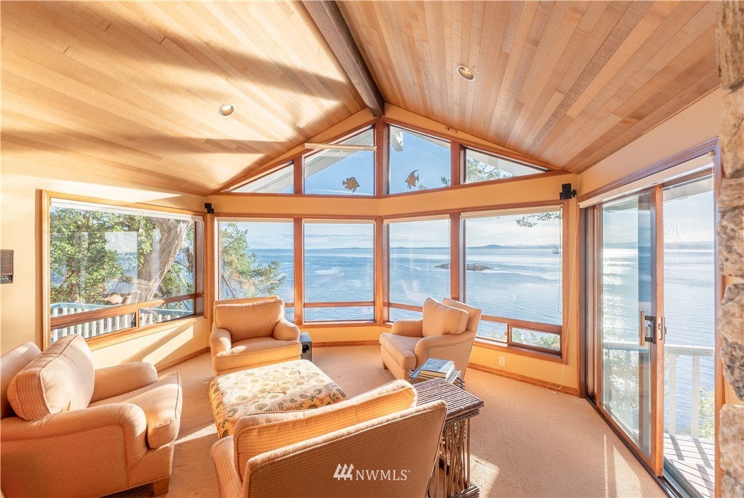 4289 West Side Road Friday Harbor, WA 98250 - Photo 8 of 13 Gallery Image 8
