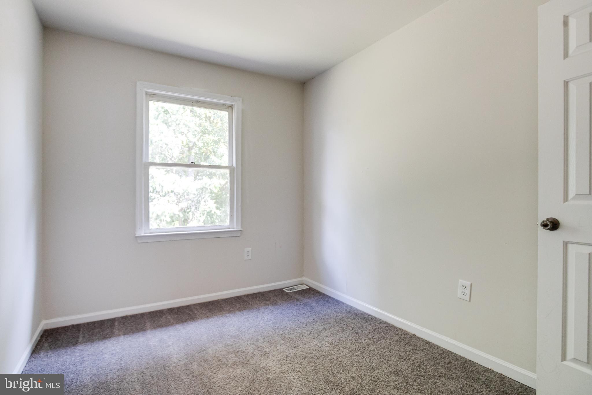 182 East Village Road Elkton, MD 21921 - Photo 31 of 42 Bright and airy room with natural light.