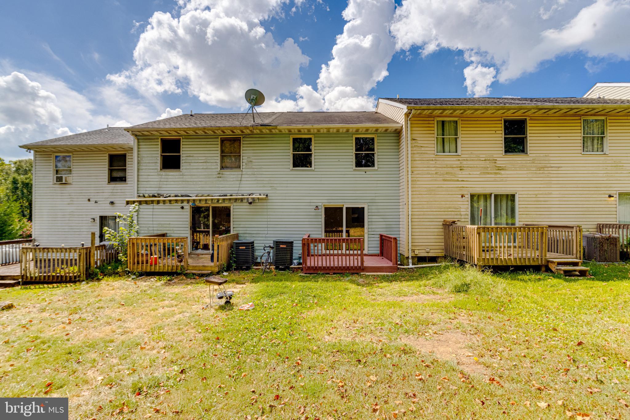 182 East Village Road Elkton, MD 21921 - Photo 42 of 42 Charming backyard with spacious decks and sky.