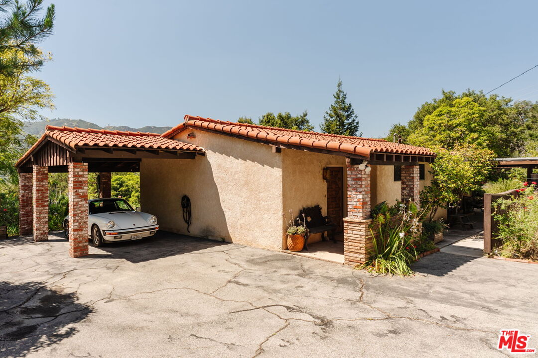 21302 Entrada Road Topanga, CA 90290 - Photo 2 of 74