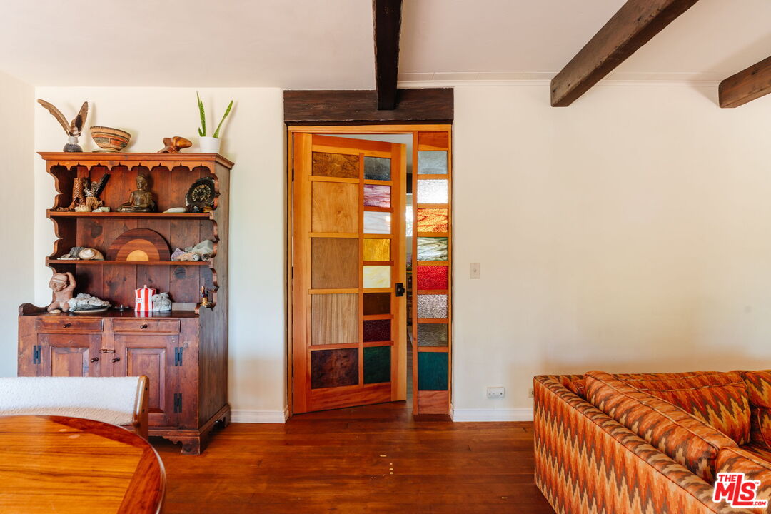 21302 Entrada Road Topanga, CA 90290 - Photo 37 of 74