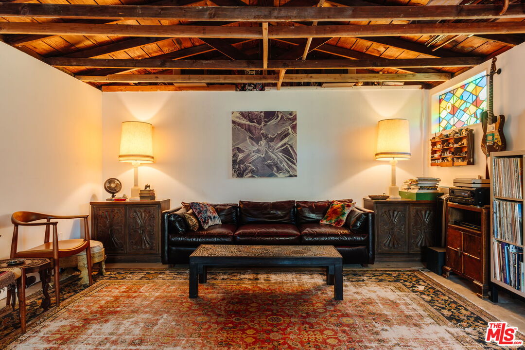 21302 Entrada Road Topanga, CA 90290 - Photo 48 of 74