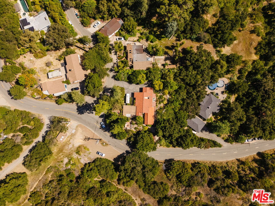 21302 Entrada Road Topanga, CA 90290 - Photo 65 of 74