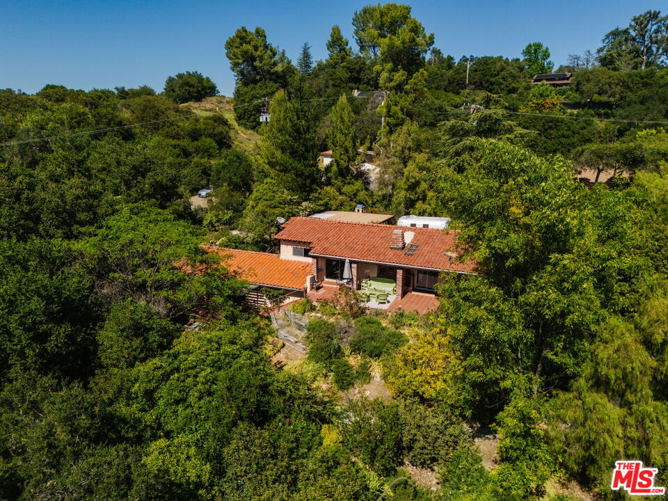 21302 Entrada Road Topanga, CA 90290 - Photo 67 of 74