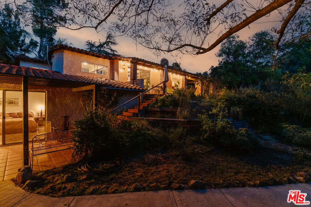 21302 Entrada Road Topanga, CA 90290 - Photo 71 of 74