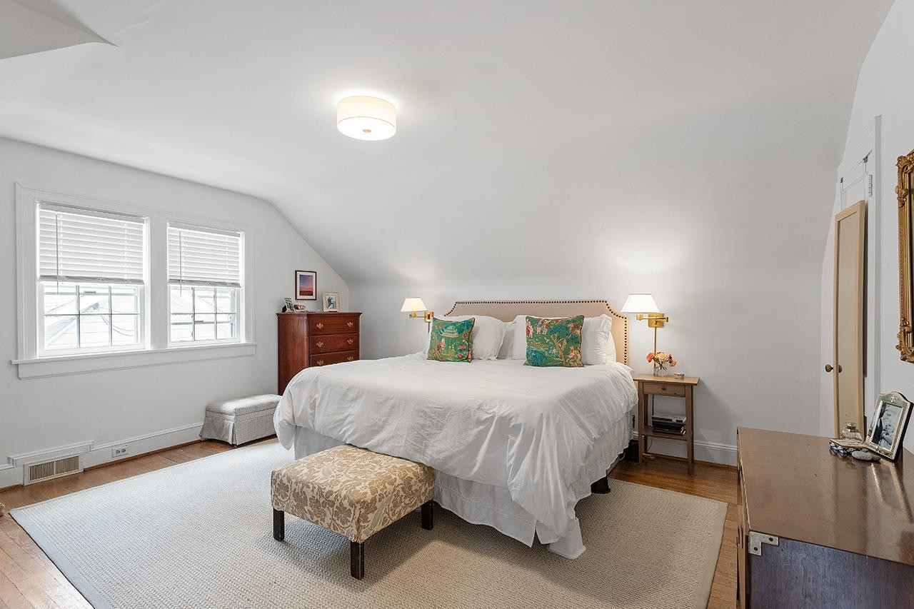2715 Barmettler Street Raleigh, NC 27607 - Photo 15 of 19 Photo 15