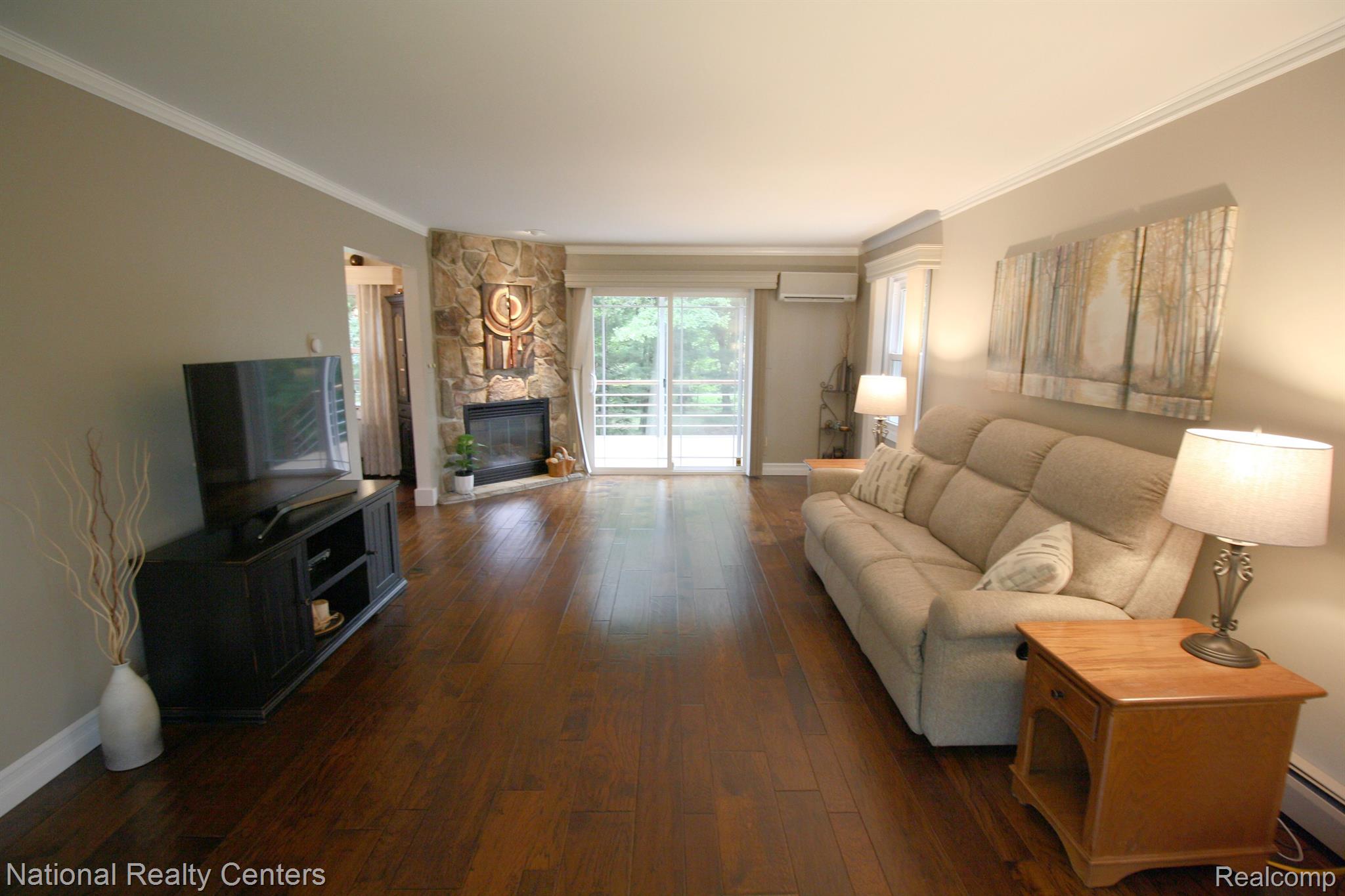 9921 North Eston Road Clarkston, MI 48348 - Photo 7 of 37 Gallery Image 7