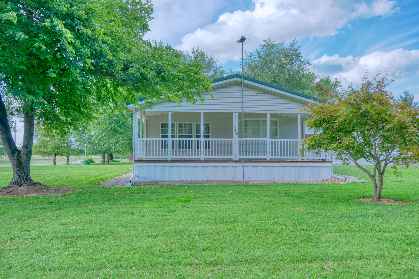 5362 Cross Church Road Pinckneyville, IL 62274 - Photo 5 of 50 Gallery Image 5
