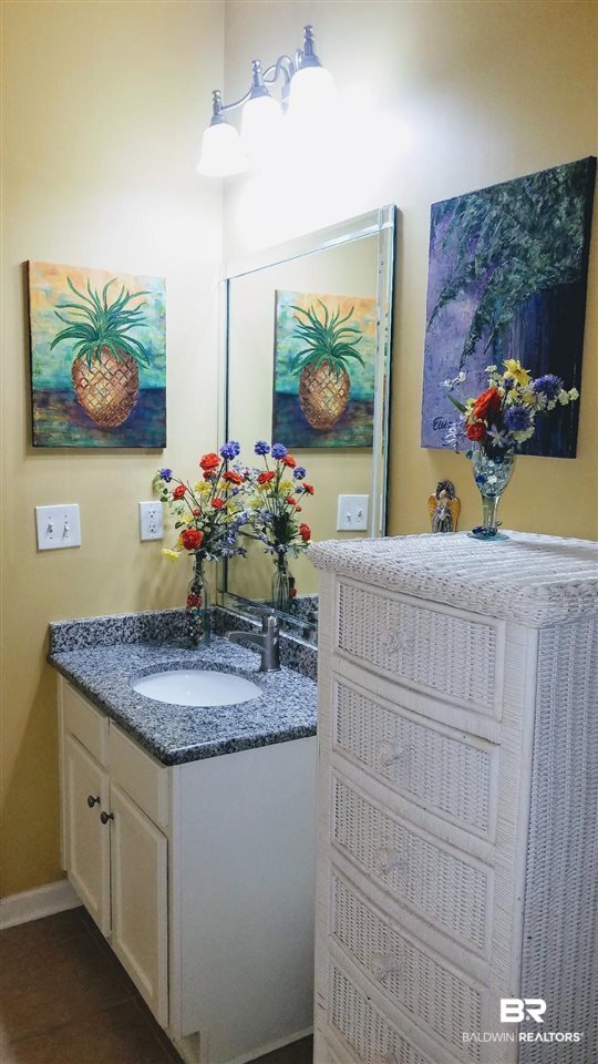 1141 Sloane Cove Foley, AL 36535 - Photo 30 of 37 Guest Bathroom