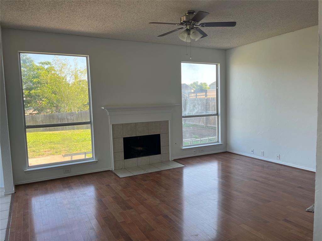 7929 Park Ridge Drive Fort Worth, TX 76137 - Photo 3 of 13
