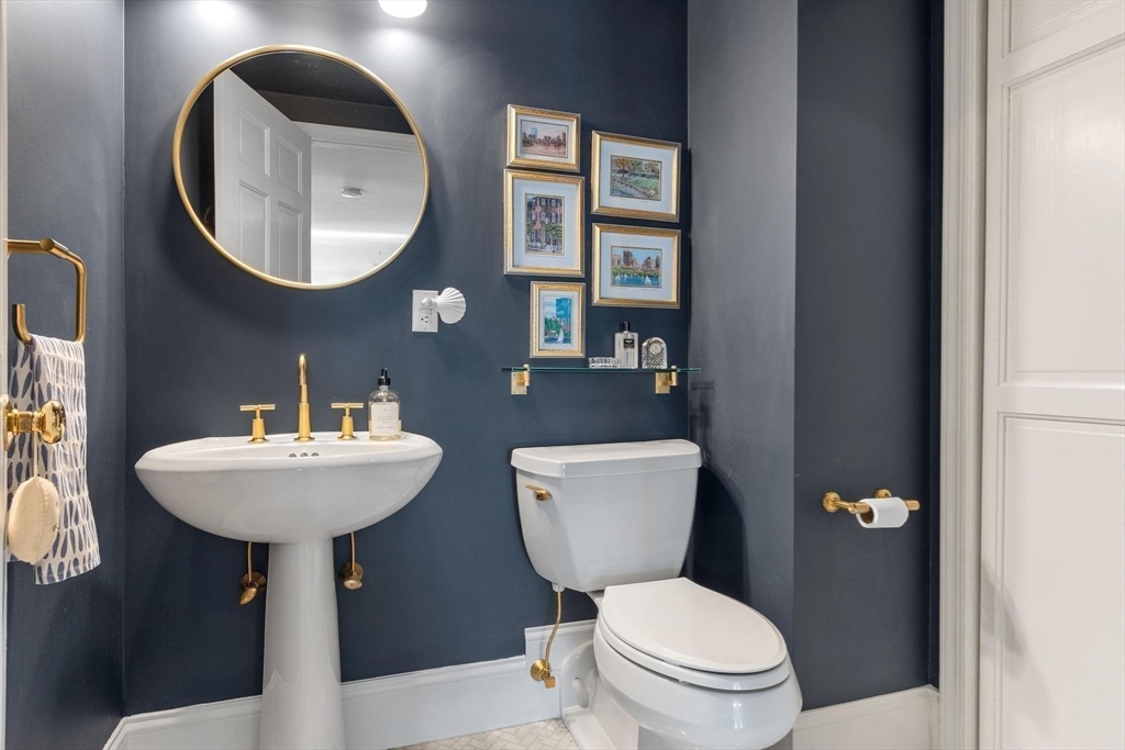 197 8th Street, Unit 307 Boston, MA 02129 - Photo 19 of 35