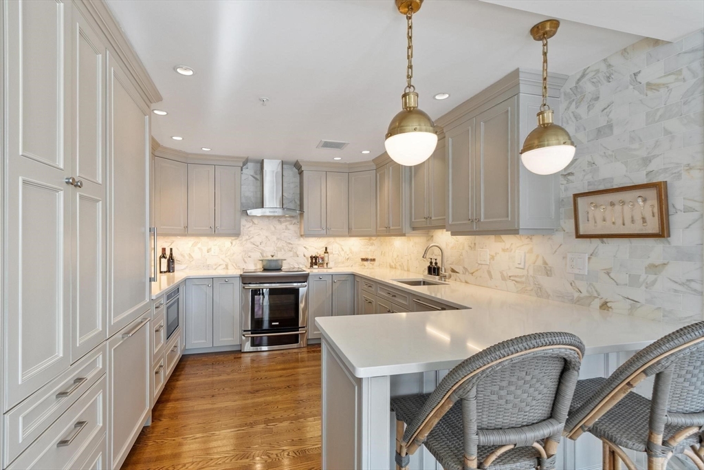 197 8th Street, Unit 307 Boston, MA 02129 - Photo 3 of 35